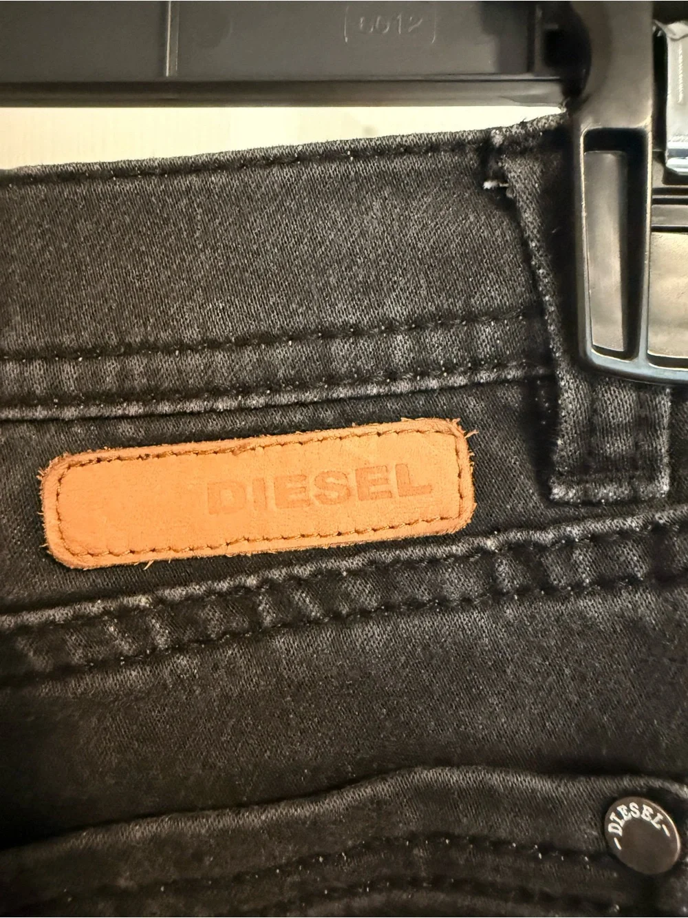 Diesel slim straight